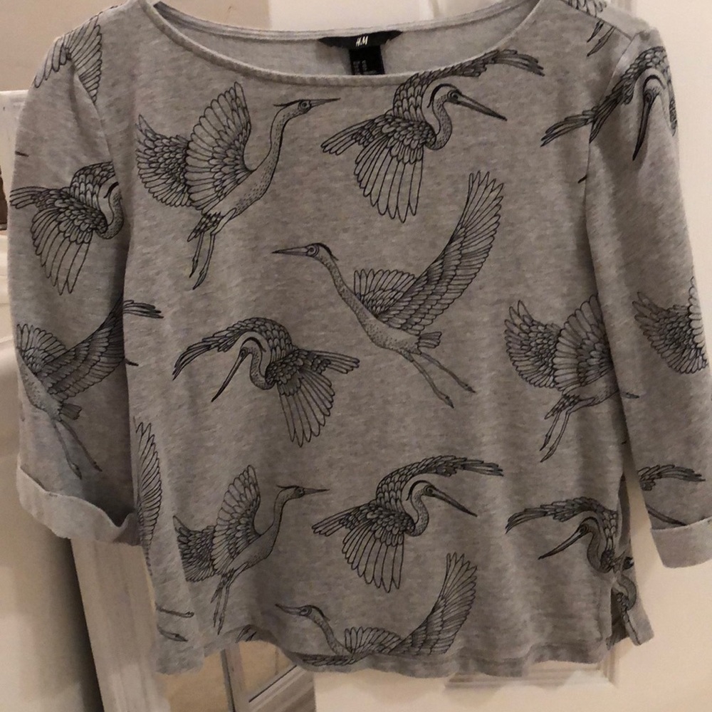 3/4 length sleeve shirt